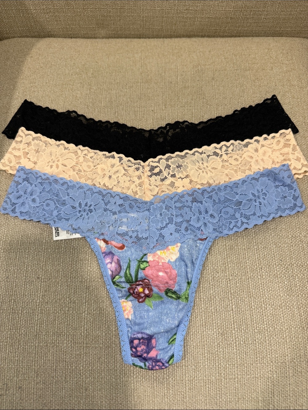 (3) NEW Hanky Panky Lace Low Rise Thong Panties